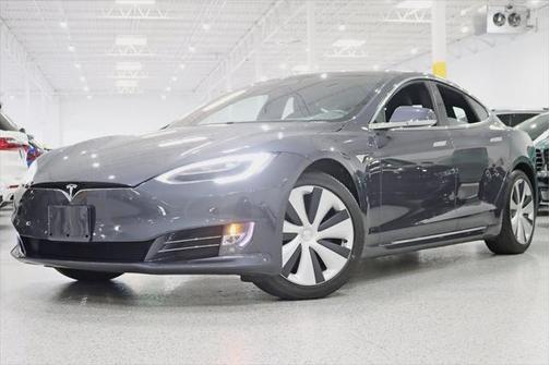 2020 Tesla Model S Long Range