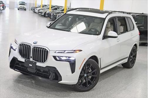 2025 BMW X7 xDrive40i