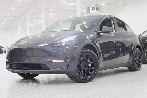 2024 Tesla Model Y Long Range