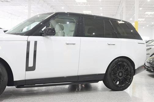 2024 Land Rover Range Rover SE