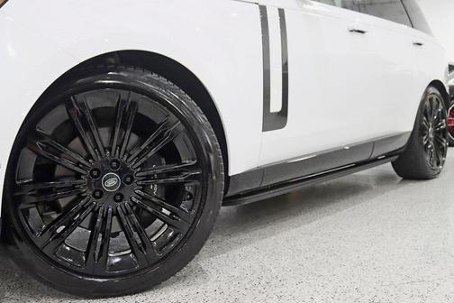 2024 Land Rover Range Rover SE