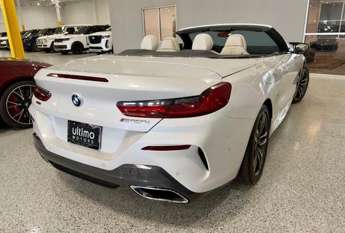 Mineral White Metallic 2024 BMW M850 M850i xDrive