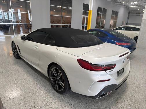 Mineral White Metallic 2024 BMW M850 M850i xDrive