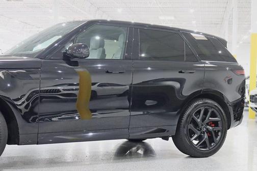 2024 Land Rover Range Rover Sport SE