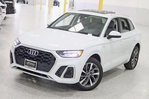 2022 Audi Q5 45 S line Premium Plus