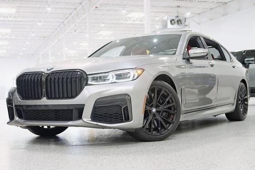 Donington Gray Metallic 2022 BMW 750 i xDrive