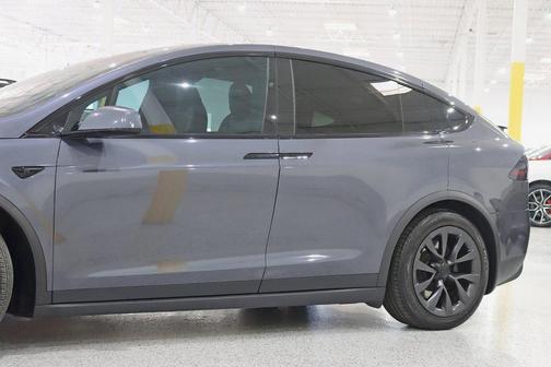 2022 Tesla Model X Plaid
