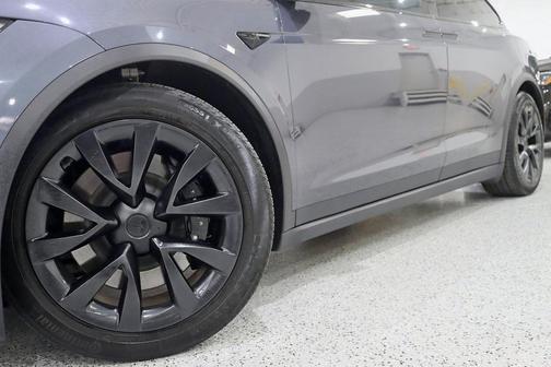 2022 Tesla Model X Plaid