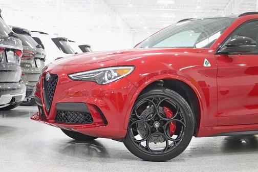 2023 Alfa Romeo Stelvio Quadrifoglio