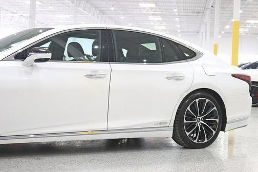 2022 Lexus LS 500h Base