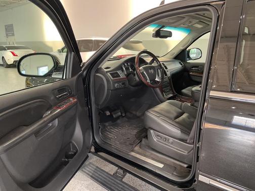 2010 Cadillac Escalade ESV Premium