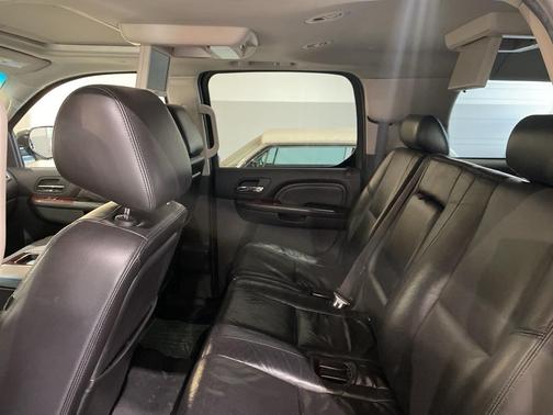 2010 Cadillac Escalade ESV Premium