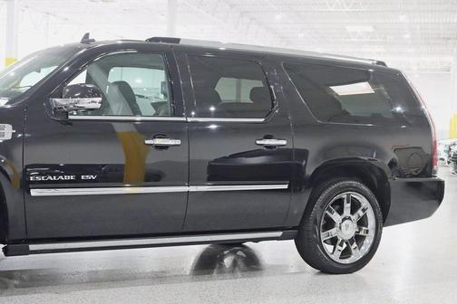 2010 Cadillac Escalade ESV Premium