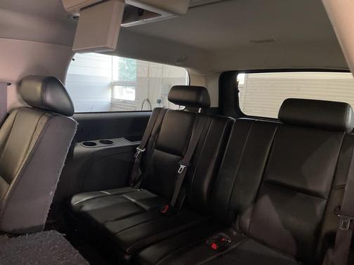 2010 Cadillac Escalade ESV Premium