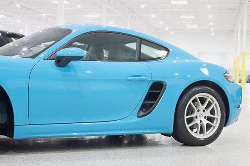 Miami Blue 2018 Porsche 718 Cayman Base