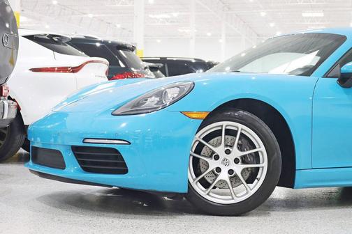 Miami Blue 2018 Porsche 718 Cayman Base