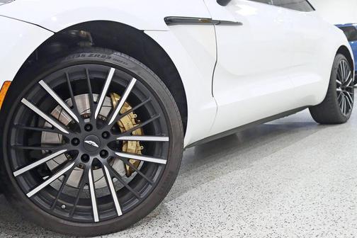 Lunar White 2023 Aston Martin DBX Base