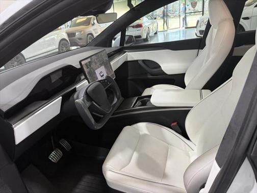 2022 Tesla Model X Plaid