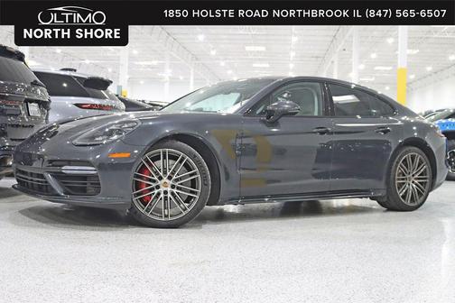 2018 Porsche Panamera Turbo