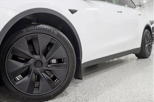 2025 Tesla Model Y Long Range