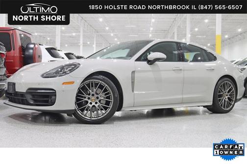 2023 Porsche Panamera 4 Platinum Edition