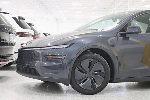 2026 Tesla Model Y 