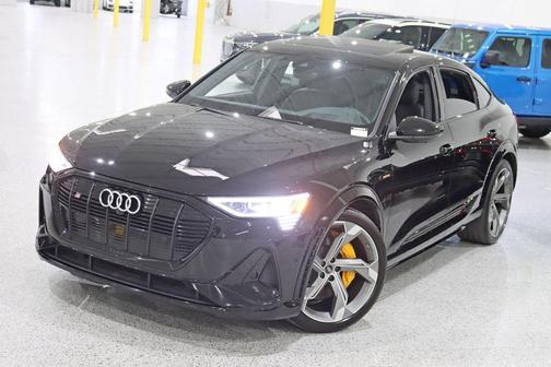 2022 Audi e-tron S Prestige