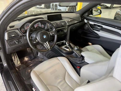 Mineral Gray Metallic 2017 BMW M4 Base