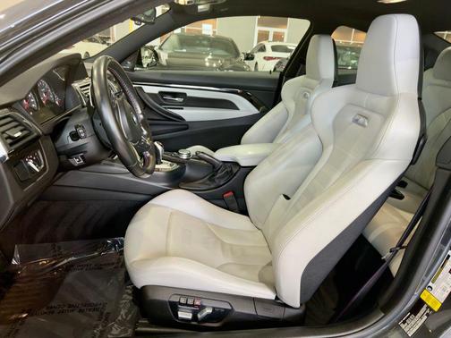 Mineral Gray Metallic 2017 BMW M4 Base