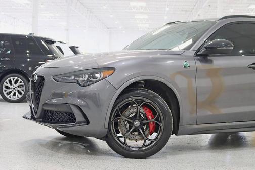 2024 Alfa Romeo Stelvio Quadrifoglio
