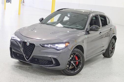 2024 Alfa Romeo Stelvio Quadrifoglio