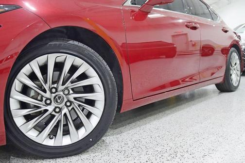 2022 Lexus ES 350 Ultra Luxury