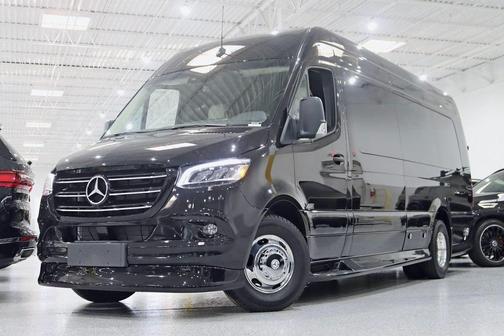 2024 Mercedes-Benz Sprinter 3500XD Cargo 170 WB