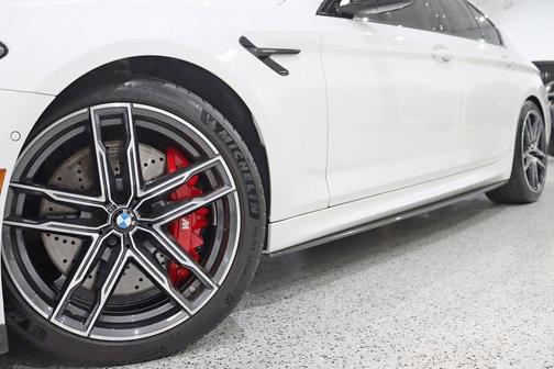 2022 BMW M5 Base