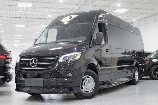 2024 Mercedes-Benz Sprinter 3500XD Cargo 170 WB