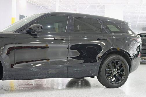 Santorini Black Metallic 2025 Land Rover Range Rover Velar P250 SE R-Dynamic