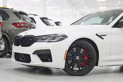 2023 BMW M5 Base