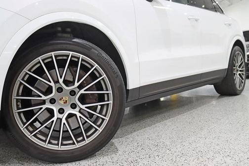 2023 Porsche Cayenne Cayenne