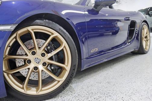Gentian Blue Metallic 2021 Porsche 718 Boxster GTS