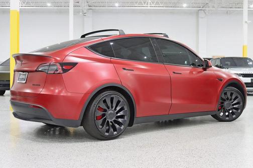 2023 Tesla Model Y Performance