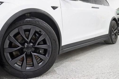 2022 Tesla Model X Base