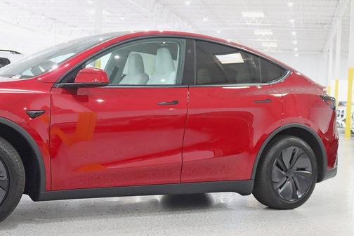 2026 Tesla Model Y Long Range