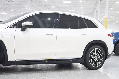 MANUFAKTUR Diamond White Metallic 2023 Mercedes-Benz EQS 580 4MATIC