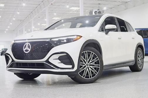 MANUFAKTUR Diamond White Metallic 2023 Mercedes-Benz EQS 580 4MATIC