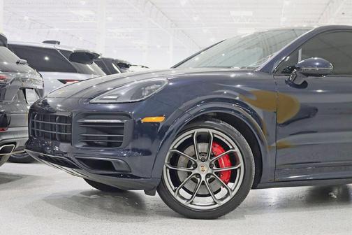 2023 Porsche Cayenne GTS
