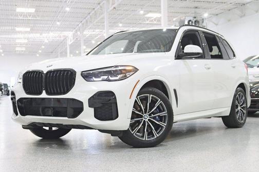 2022 BMW X5 M50i