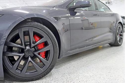 2024 Tesla Model S Plaid