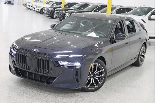 2023 BMW 760 760i xDrive