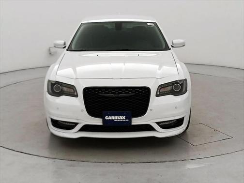 2022 Chrysler 300 Touring