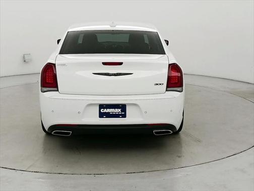 2022 Chrysler 300 Touring